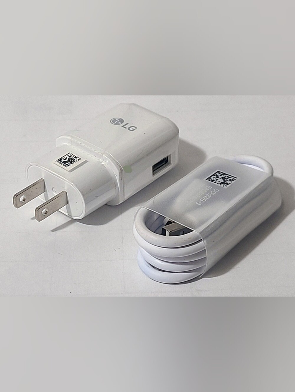 BRAND NEW - LG Fast Cellphone USB Type A to Micro-B Wall Charger